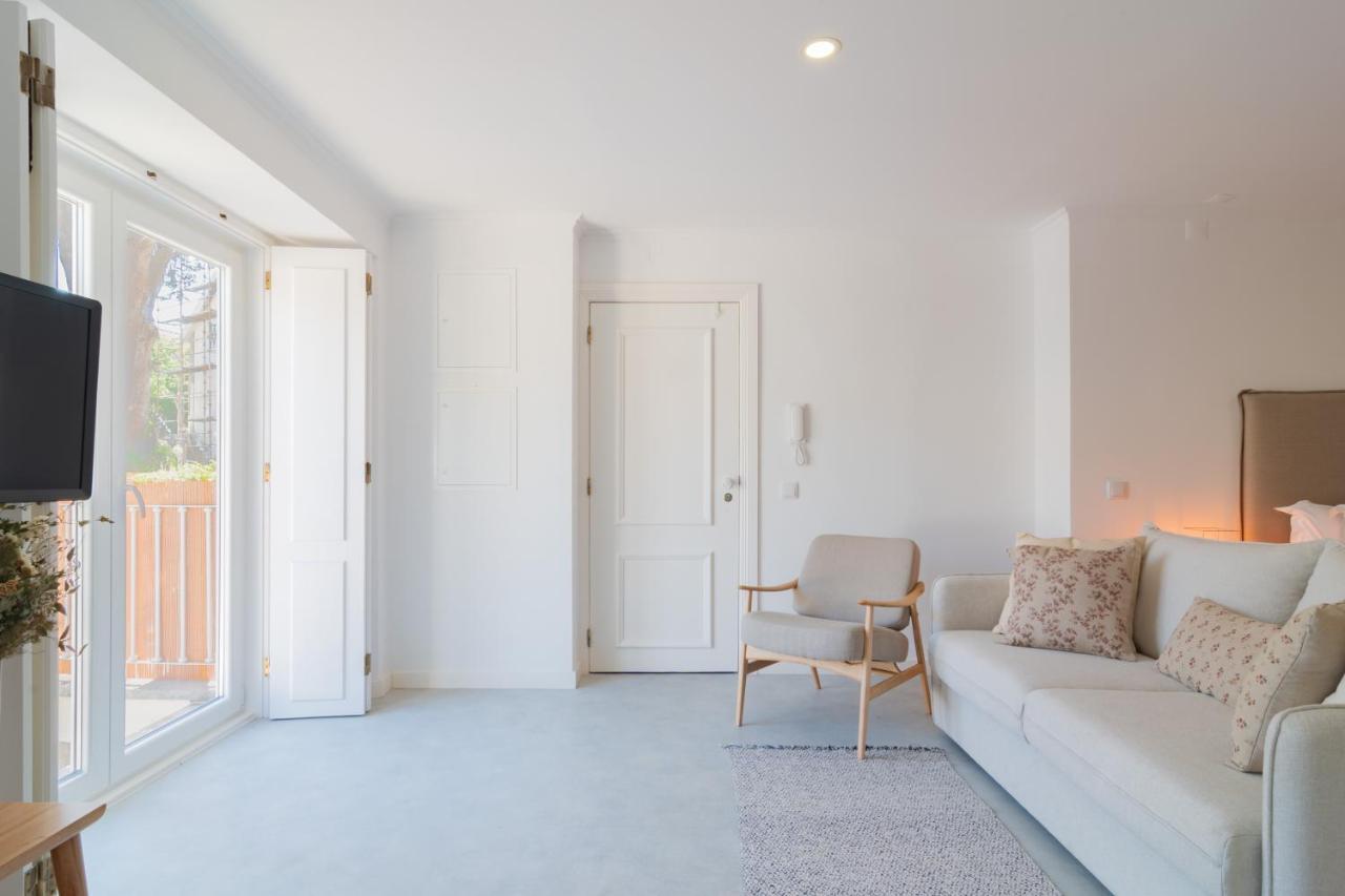 Chalet Maria da Assunção by LovelyStay Estoril Extérieur photo