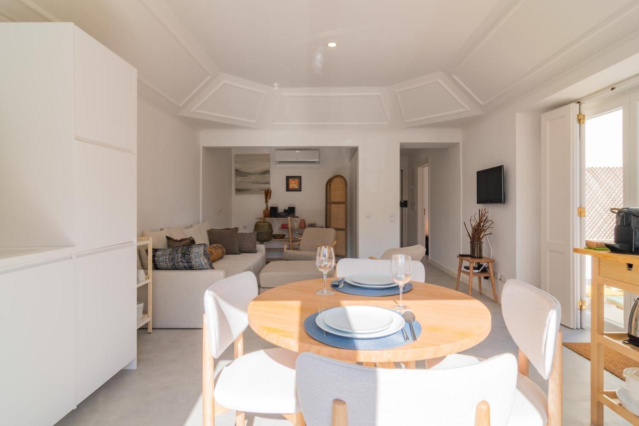Chalet Maria da Assunção by LovelyStay Estoril Extérieur photo