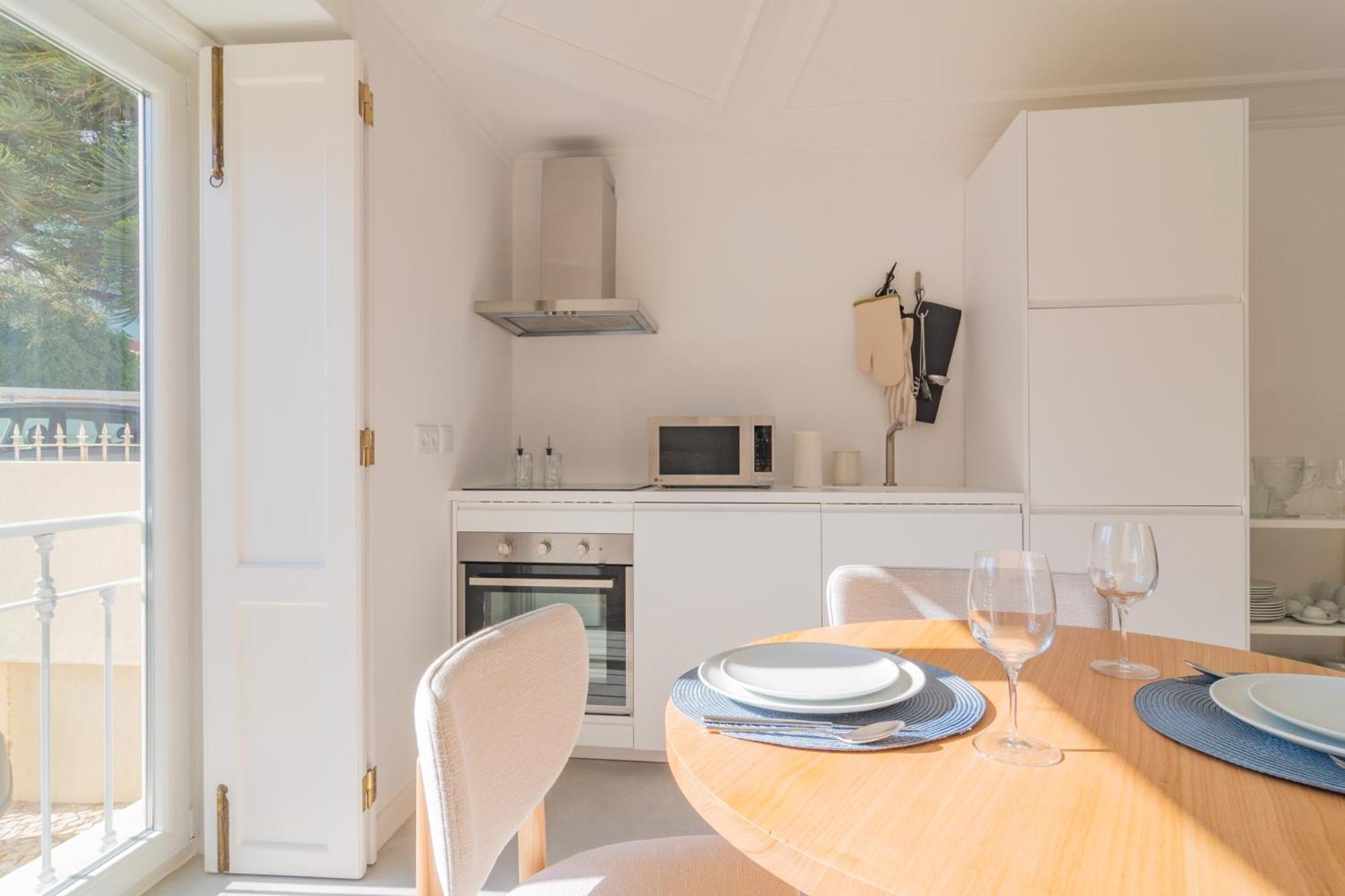 Chalet Maria da Assunção by LovelyStay Estoril Extérieur photo