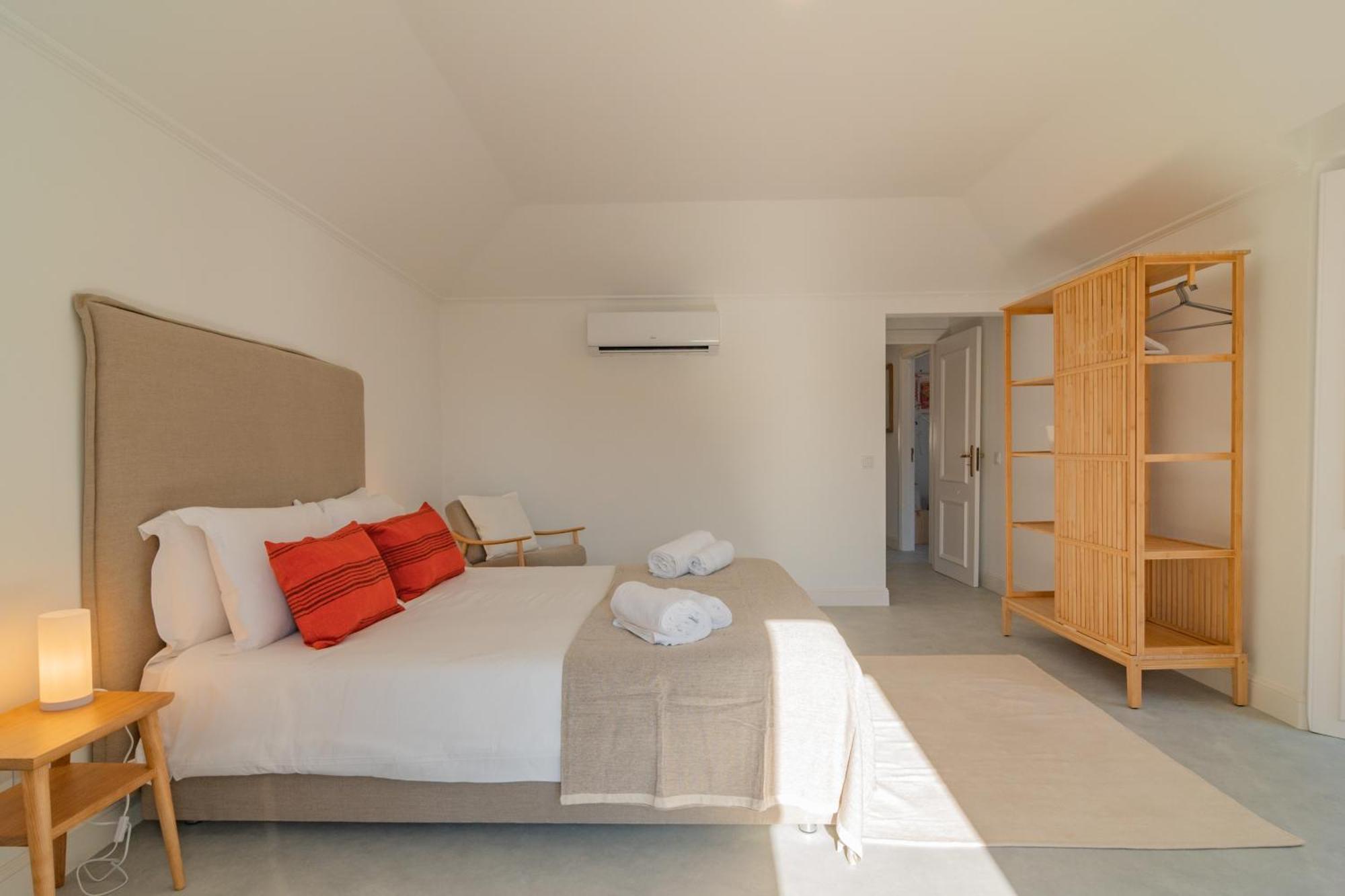Chalet Maria da Assunção by LovelyStay Estoril Extérieur photo